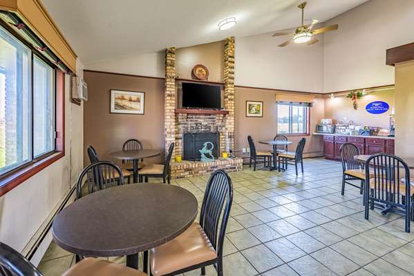  - Rodeway Inn Saint Joseph