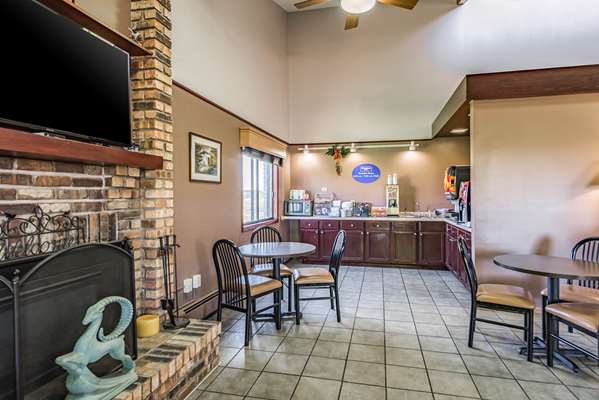  - Rodeway Inn Saint Joseph