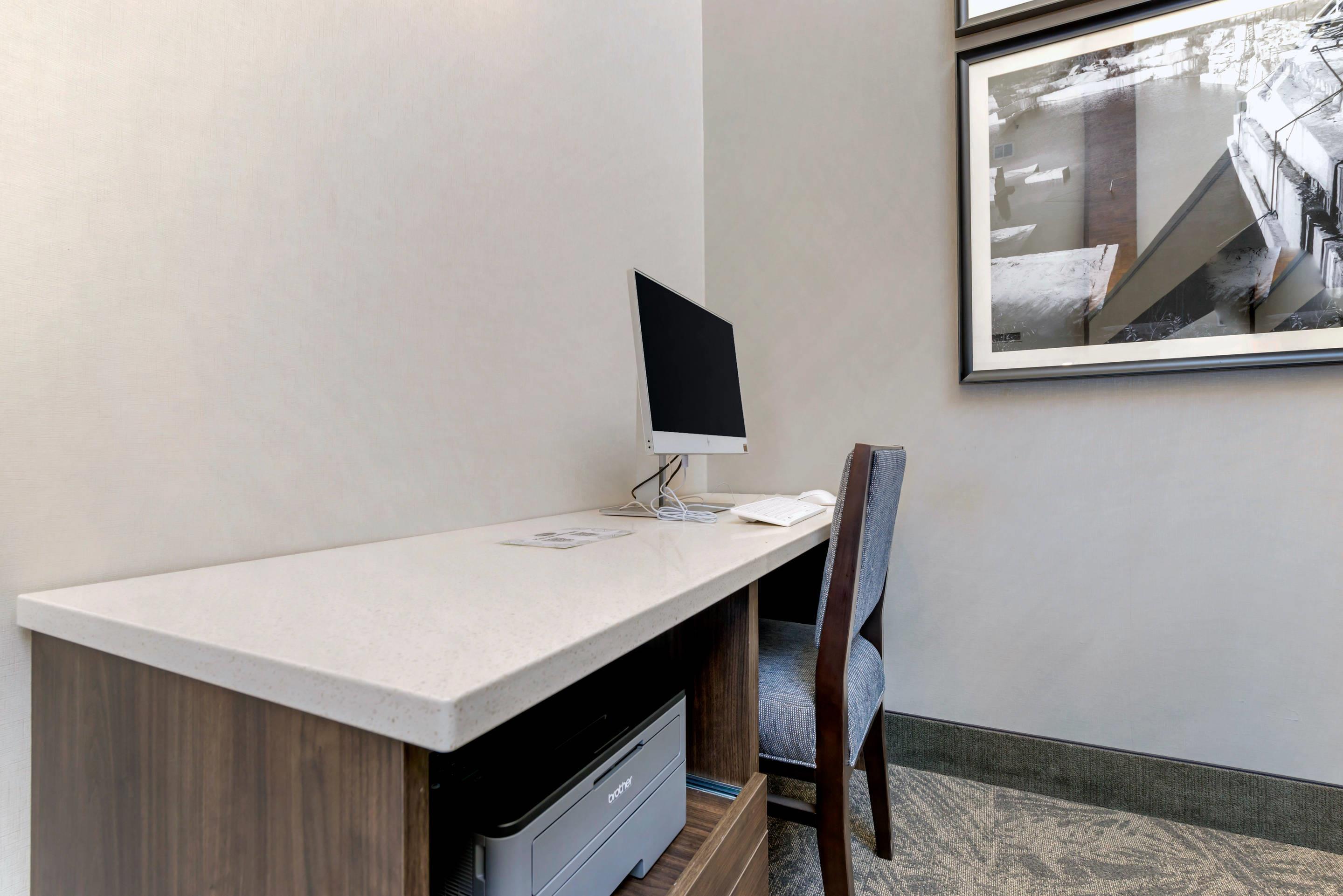 Business center | Quality Inn Saint Cloud