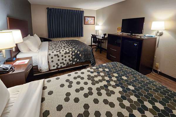  - Econo Lodge Ortonville