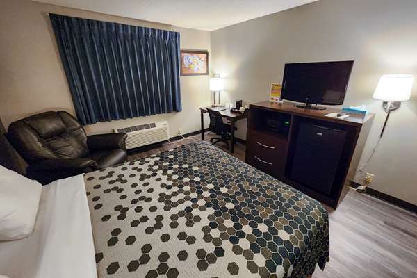  - Econo Lodge Ortonville