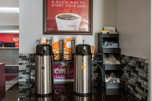 Amenities - Econo Lodge Airport Hermantown