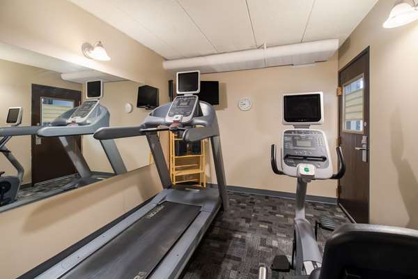 Fitness/ Exercise Room - Econo Lodge Airport Hermantown