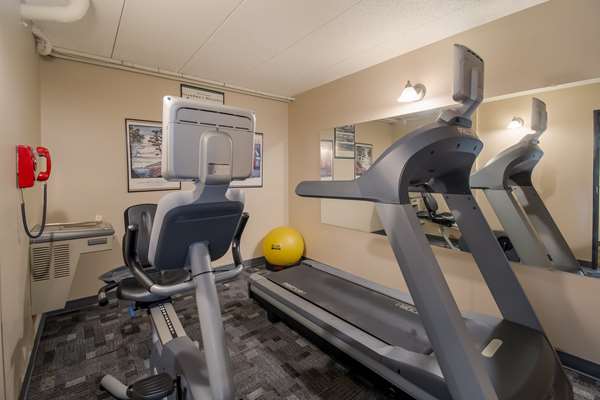 Fitness/ Exercise Room - Econo Lodge Airport Hermantown