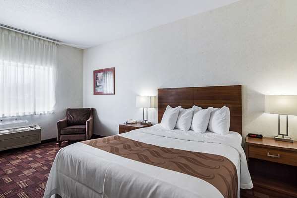  - Econo Lodge Luverne