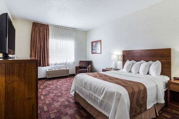  - Econo Lodge Luverne