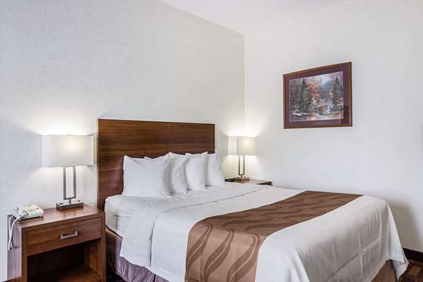  - Econo Lodge Luverne