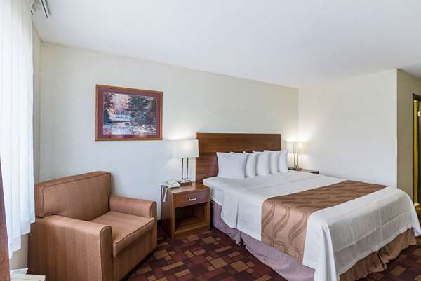  - Econo Lodge Luverne