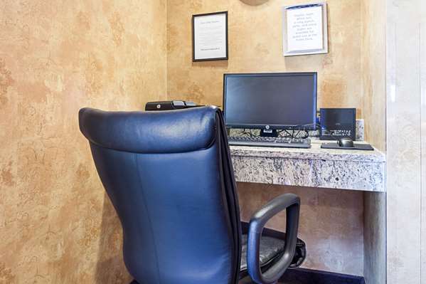 Conference Area - Quality Inn Fairmont - I-90, Exit 102