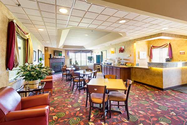 Amenities - Quality Inn Fairmont - I-90, Exit 102