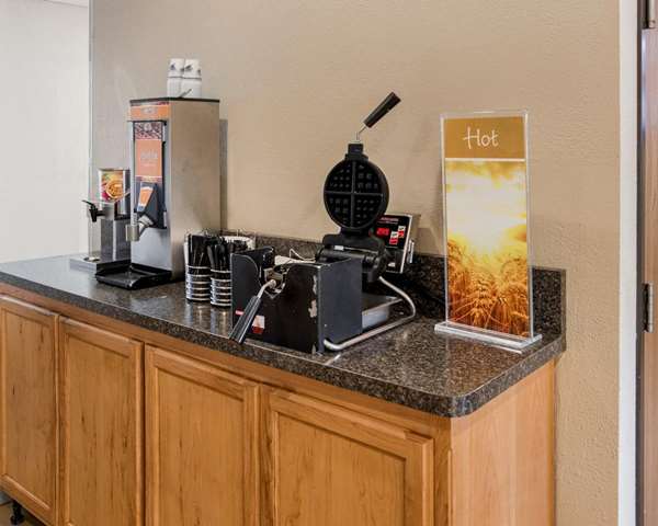 Amenities - Quality Inn Coon Rapids