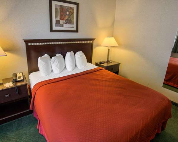 - Quality Inn Coon Rapids