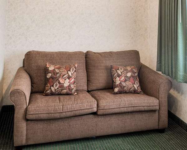 Suite - Quality Inn Coon Rapids