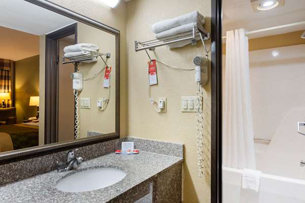  - Econo Lodge Belton