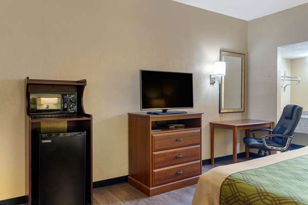  - Econo Lodge Belton