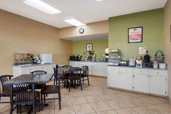Amenities - Econo Lodge Belton