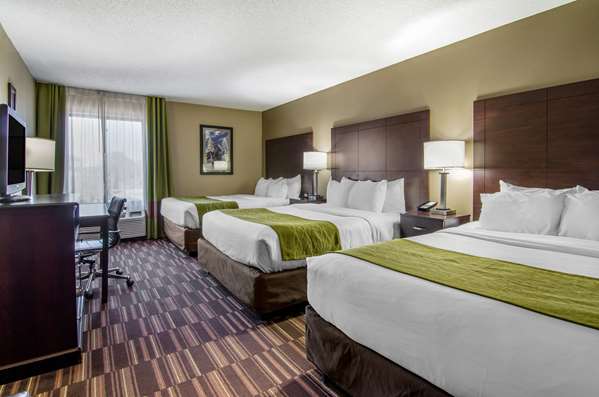  - Comfort Inn Worlds of Fun Kansas City