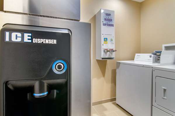 Amenities - Comfort Inn Worlds of Fun Kansas City