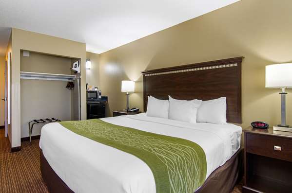  - Comfort Inn Worlds of Fun Kansas City