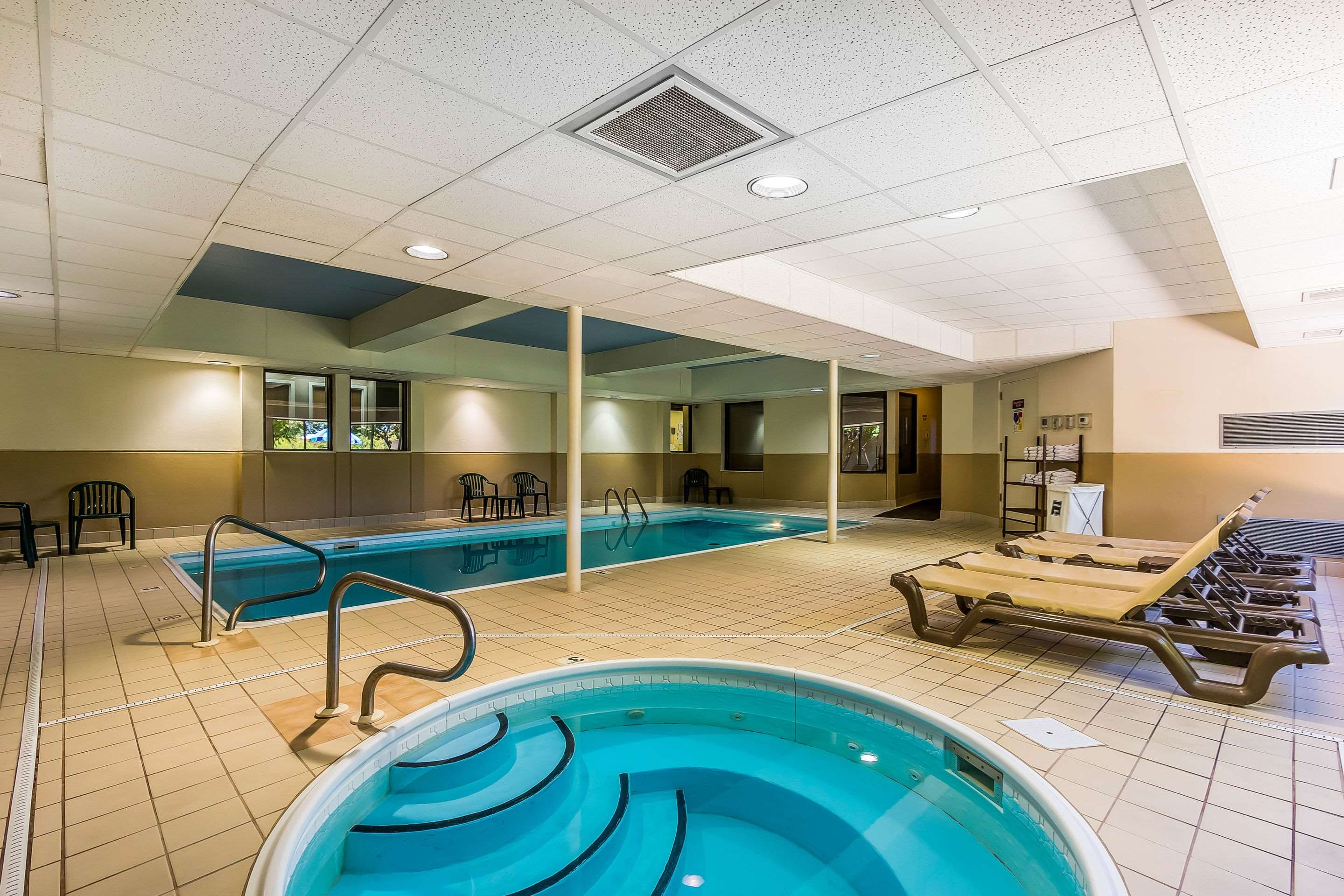 Indoor pool with hot tub