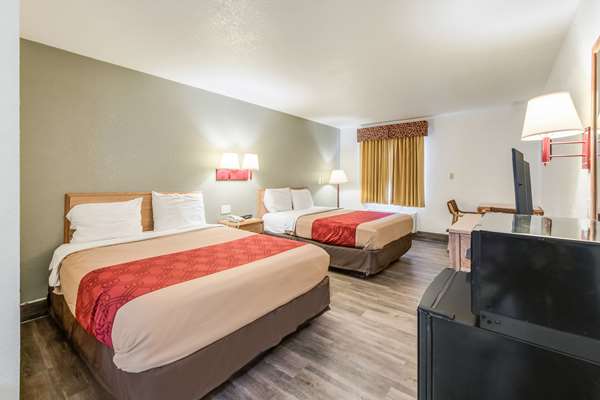  - Econo Lodge Truman Inn Sedalia