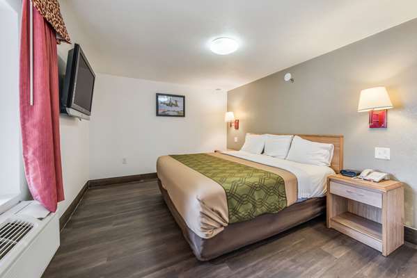 Suite - Econo Lodge Truman Inn Sedalia