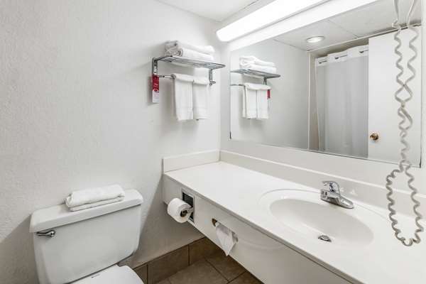 Suite - Econo Lodge Truman Inn Sedalia