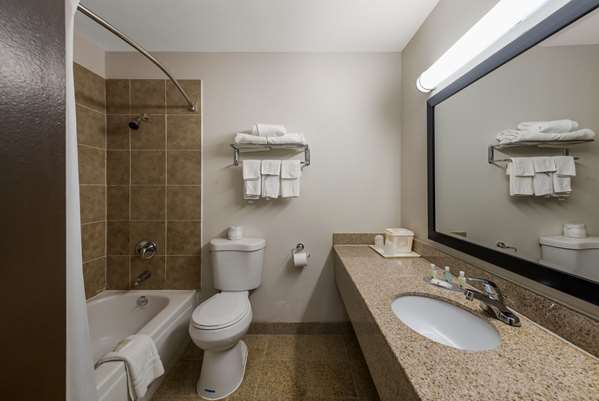  - Quality Inn St Louis Airport - I-70, Exit 236