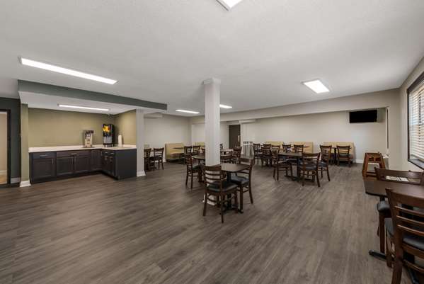 Amenities - Quality Inn St Louis Airport - I-70, Exit 236
