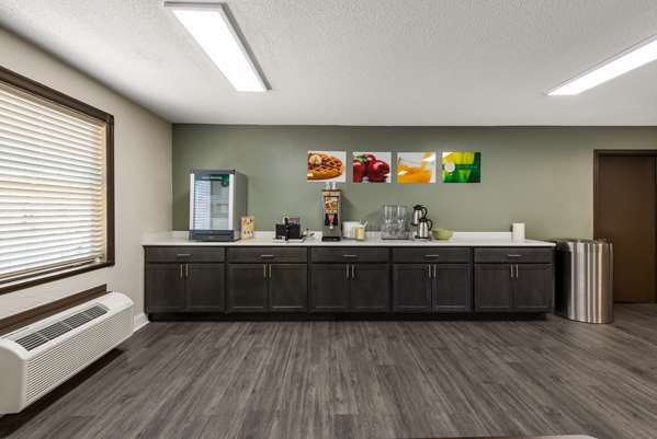 Amenities - Quality Inn St Louis Airport - I-70, Exit 236