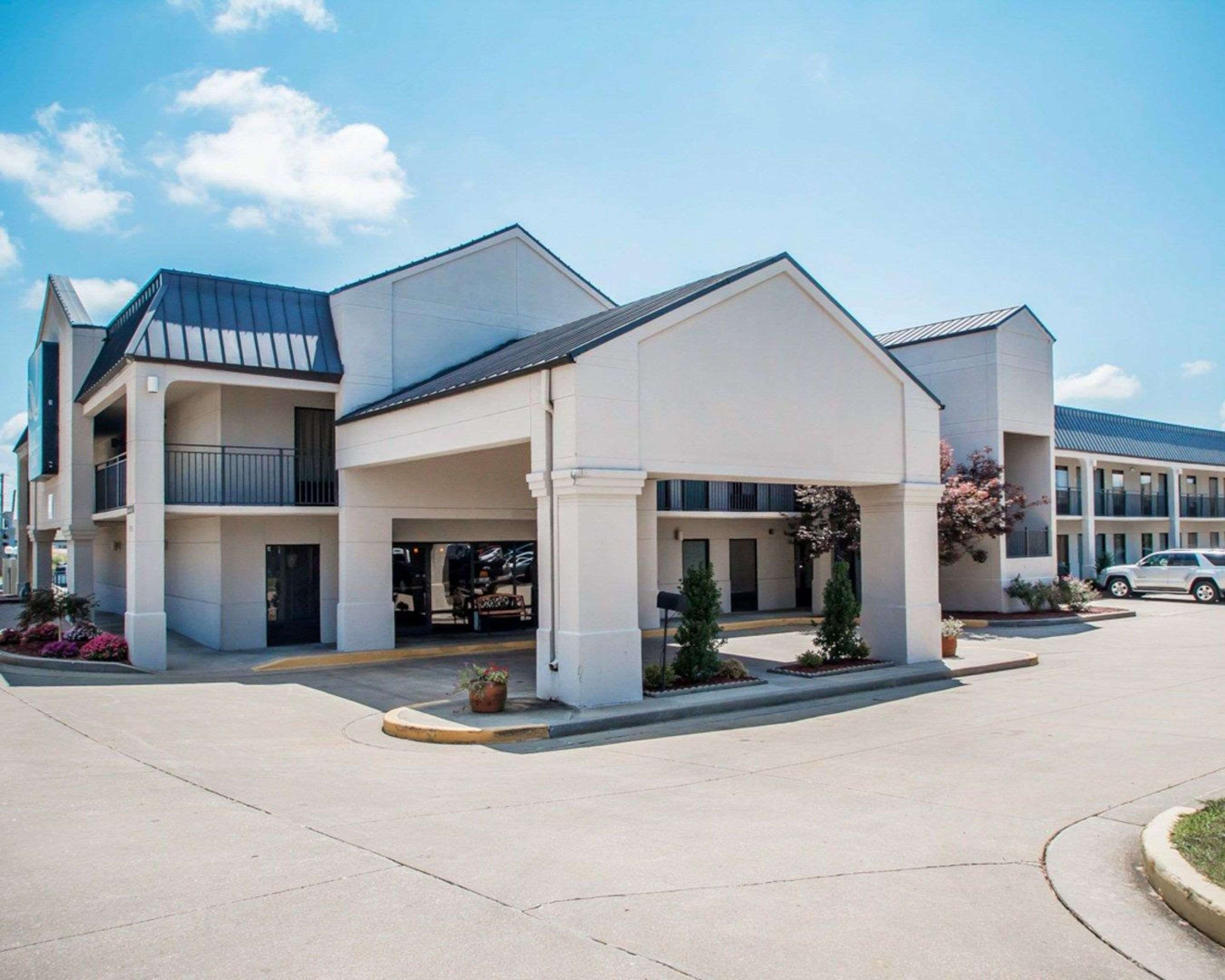 Hotel exterior | Quality Inn US65 & E. Battlefield Rd. Springfield