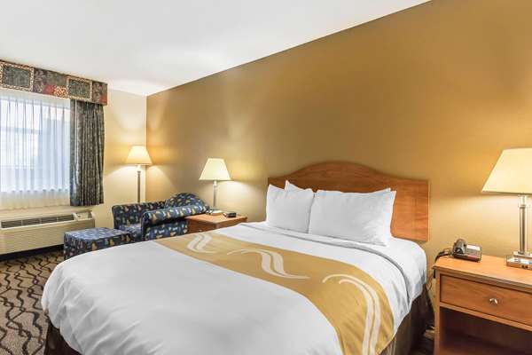  - Quality Inn Charleston - I-57, Exit 10