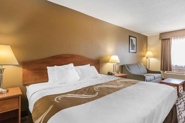  - Quality Inn Charleston - I-57, Exit 10