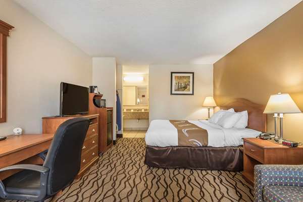  - Quality Inn Charleston - I-57, Exit 10