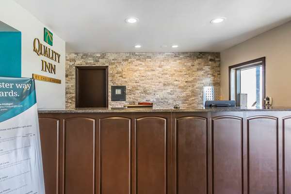  - Quality Inn Charleston - I-57, Exit 10