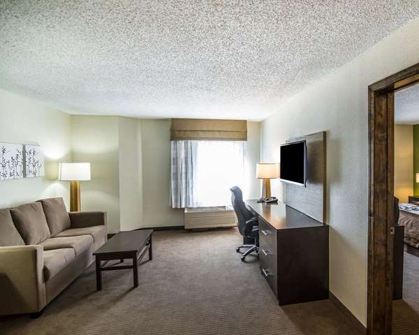 Suite - Sleep Inn Joplin - I-44, Exit 4