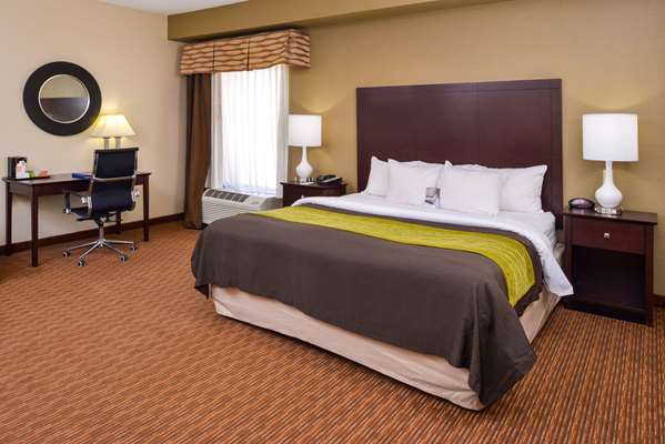  - Comfort Inn & Suites Joplin - I-44, Exit 8