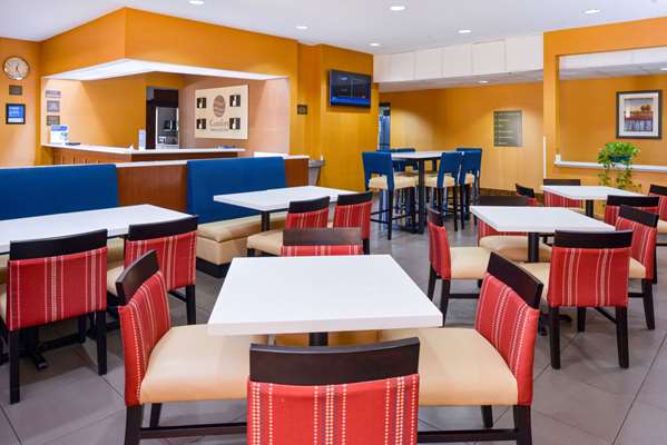 Amenities - Comfort Inn & Suites Joplin - I-44, Exit 8
