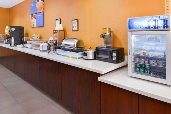 Amenities - Comfort Inn & Suites Joplin - I-44, Exit 8