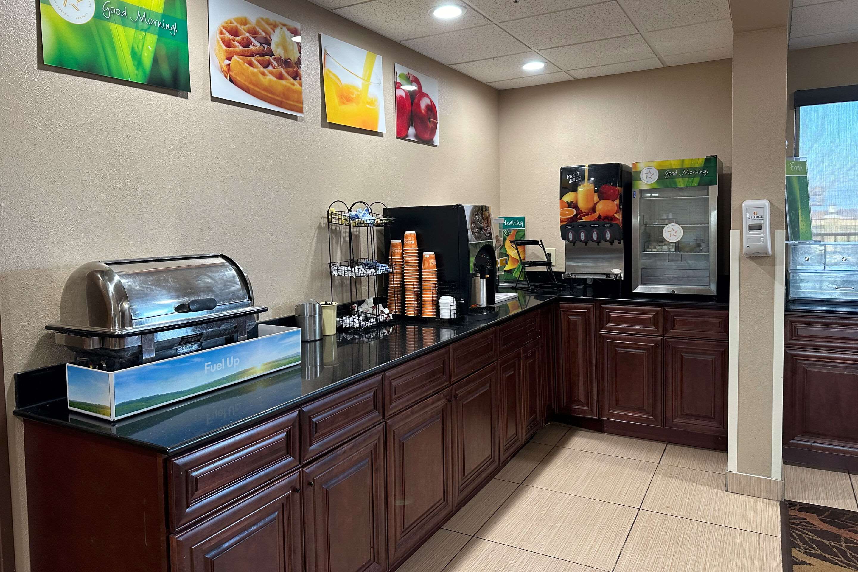 Breakfast area