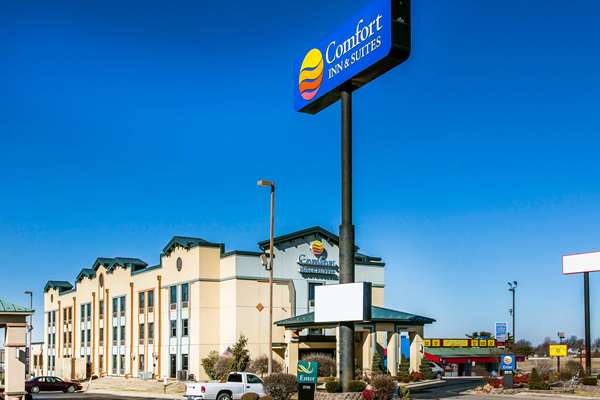 Exterior view - Comfort Inn & Suites North Springfield - I-44, Exit 80