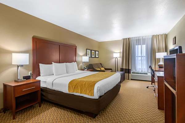  - Comfort Inn & Suites North Springfield - I-44, Exit 80