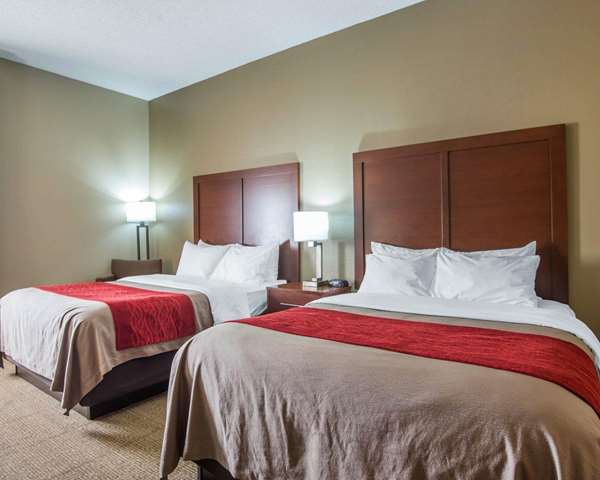  - Comfort Inn Grain Valley - I-70, Exit 24
