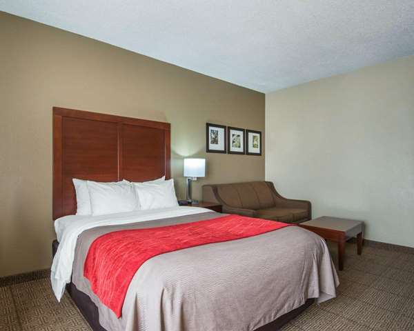 Suite - Comfort Inn Grain Valley - I-70, Exit 24
