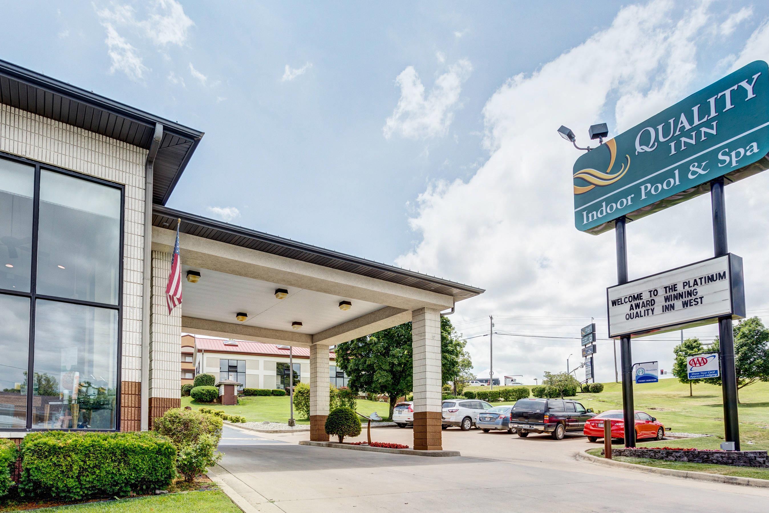 Hotel exterior | Quality Inn West
