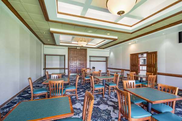 Amenities - Quality Inn & Suites Independence - I-70, Exit 12