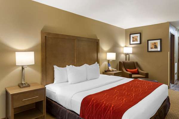  - Comfort Inn Marshall