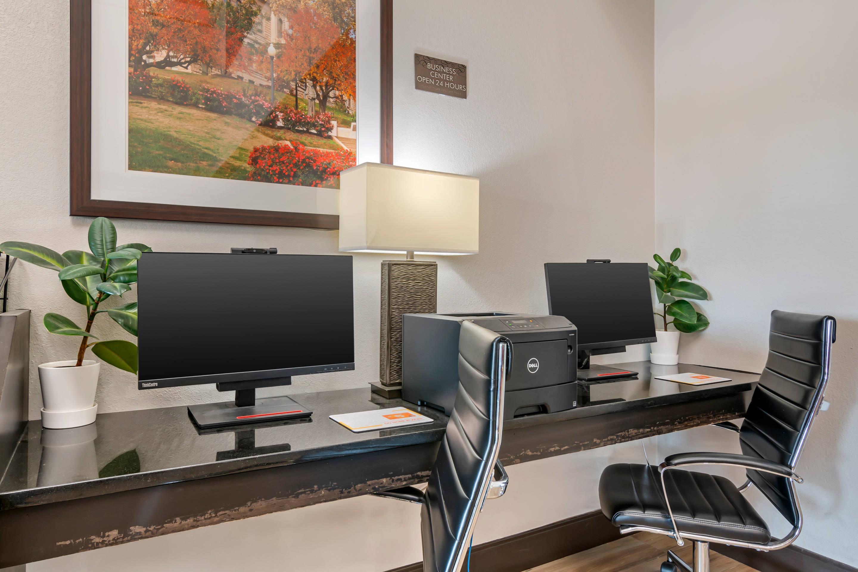 Computer in the lobby | Comfort Suites St Charles - St Louis