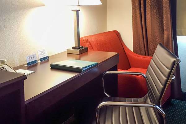 - Quality Inn Ozark