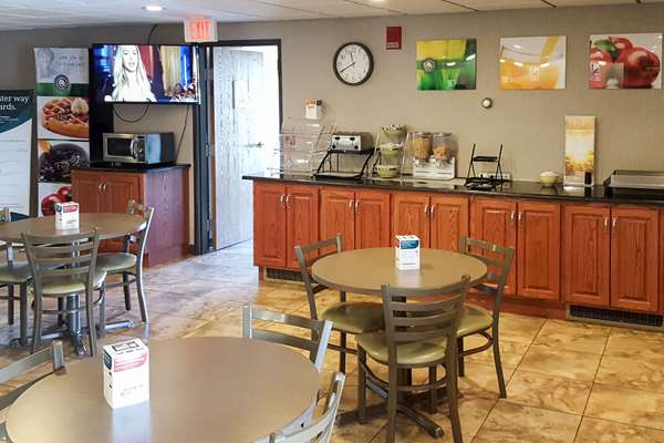 Amenities - Quality Inn Ozark